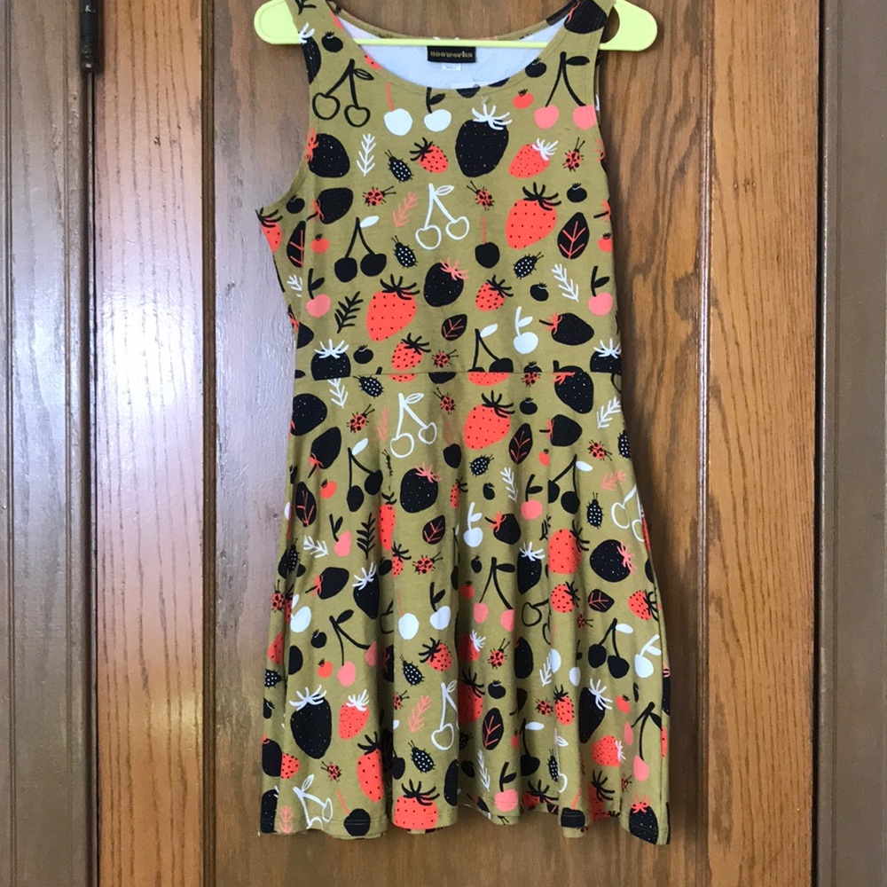 Nooworks Brenda dress in Strawberry